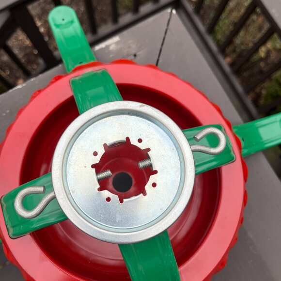 Metal Christmas Tree Stand - Picture 3 of 9